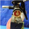 Image 2 : fire extinguisher