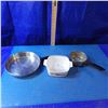 Image 5 : garbage can, stacking trays, pots and pans
