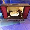 Image 2 : Viking portable record player and speaker