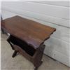 Image 3 : Vintage Magazine Rack - table