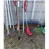Image 2 : Rakes and garden tools