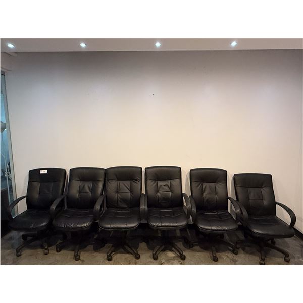 FAUTEUIL EN CUIRETTE