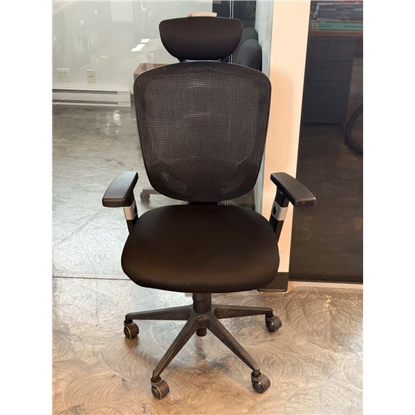 CHAISE DE BUREAU EN MAILLE