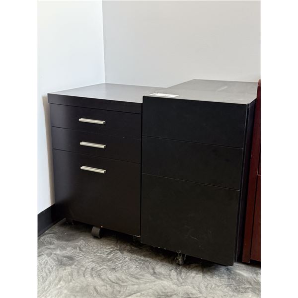 LOT DE 2 CAISSONS MOBILE