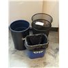 Image 1 : LOT DE 4 POUBELLES ASST