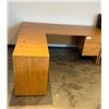 Image 1 : BUREAU EN MÉLAMINE EN L 72"x72"