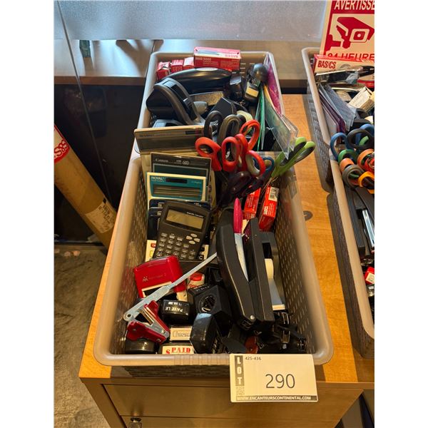 LOT DE MATÉRIEL DE BUREAU DIVERS