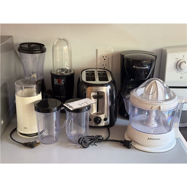 LOT DE 6 PETITS ÉLECTROMÉNAGERS ASST