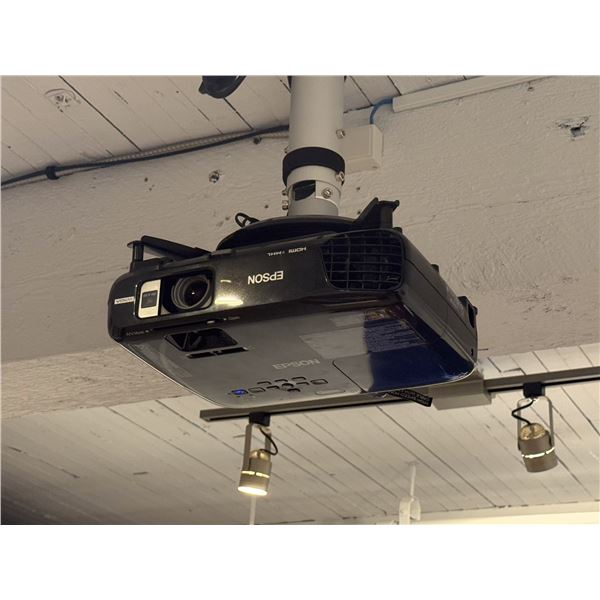 PROJECTEUR EPSON EX7230