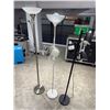 Image 1 : LOT DE 3 LAMPES SUR PIEDS