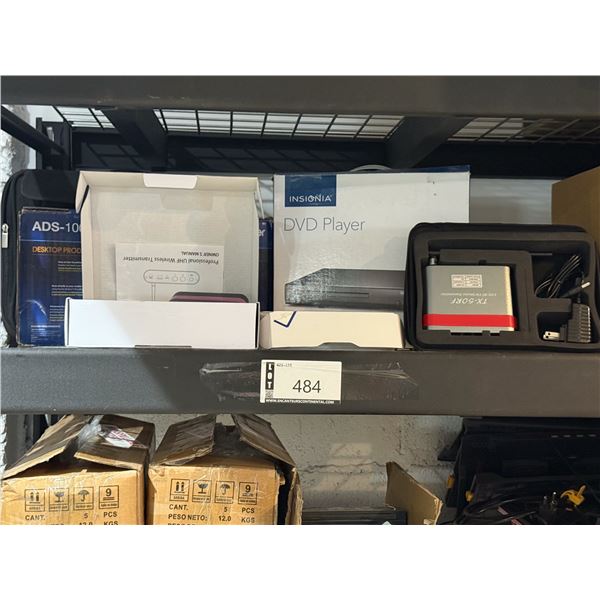 LOT DE PIÈCES ASSORTIES