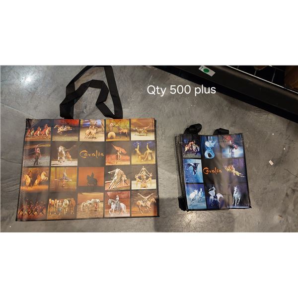 LOT DE SACS ILLUMI DIVERS