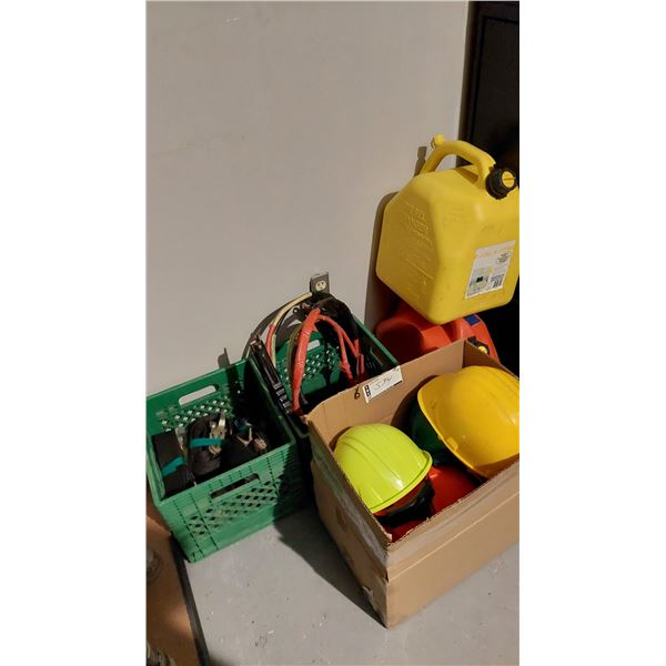 LOT DE PRODUITS ASSORTIS