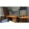 Image 2 : LOT DE BUREAUX DIVERSA