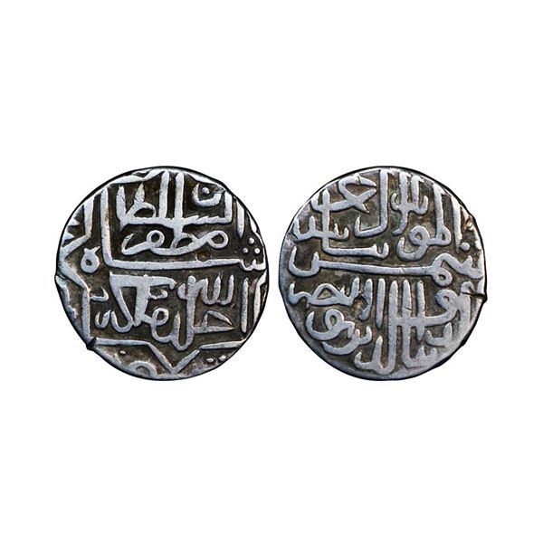 Gujarat Sultanate, Shams al-Din Muzaffar II (AH 717-932, 1511-1525 AD), Silver Tanka, 6.93 gms,