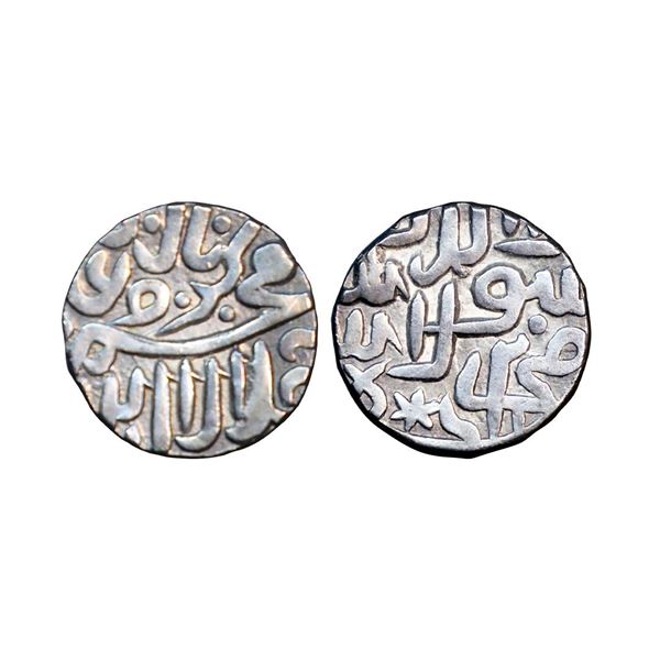 Akbar (AH 963-1014, 1556-1605 AD), Silver Reduced Tanka, 7.03 gms,