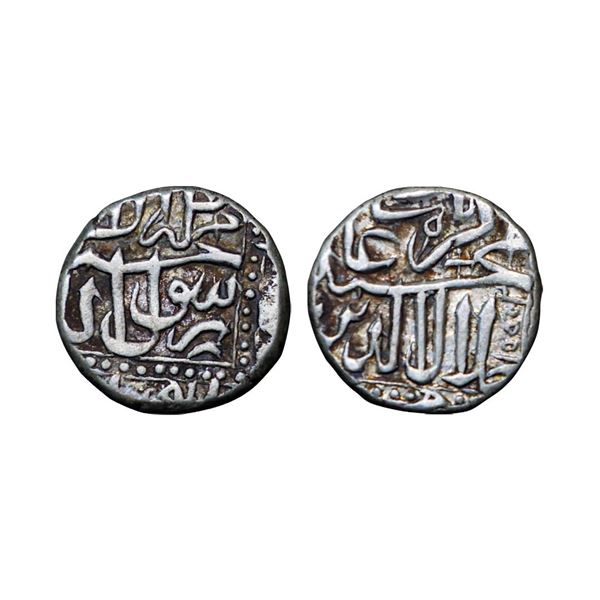 Akbar (AH 963-1014, 1556-1605 AD), Provincial issues, Silver Mahmudi, 5.51 gms, Mulher Mint, KM # 72