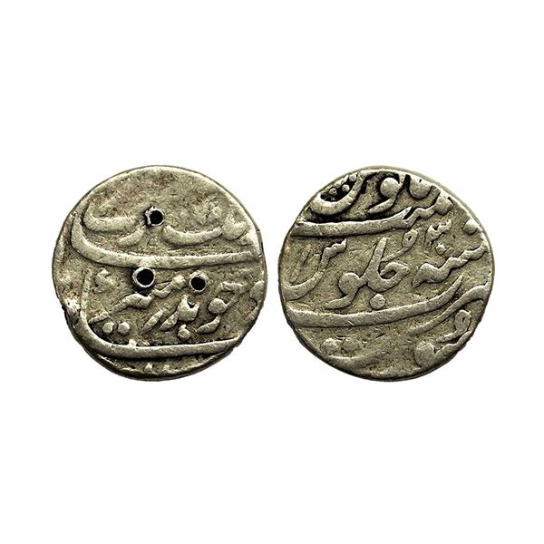 Aurangzeb (1658-1707 AD), silver rupee, surat mint RY 30 11.09g