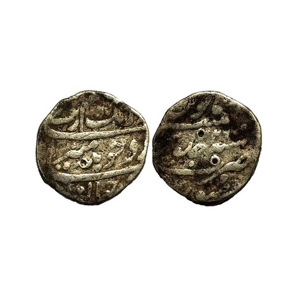 Aurangzeb (1658-1707 AD), silver rupee, Surat mint, 'Badar-e-Munir' couplet, 11.20g