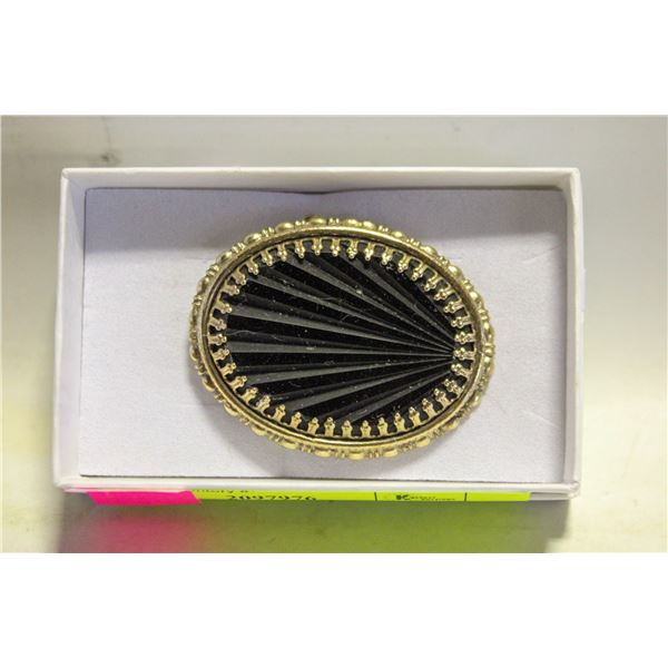 VINTAGE STYLE BROOCH WITH BLACK STONE 2.1”X 1.6”