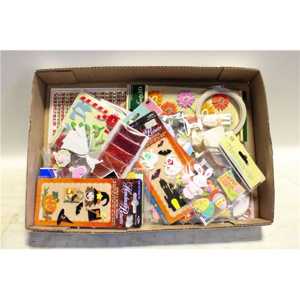 FLAT OF SCRAPBOOKING EMBELLISHMENT