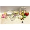 Image 1 : FLAT OF COLLECTIBLES