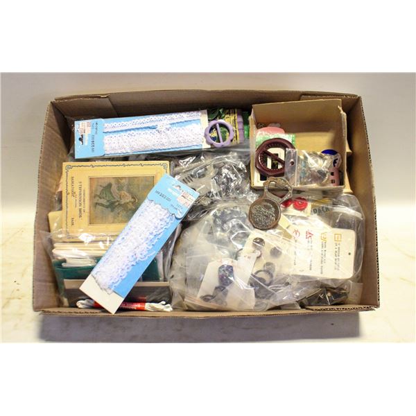 FLAT OF ASSORTED SEWING SUPPLIES