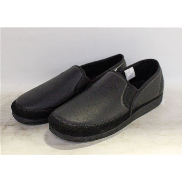 NEW MENS ARNOLD PALMER SLIP ONS SIZE 11M