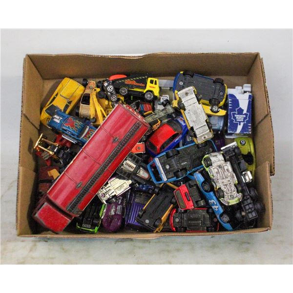 FLAT FULL OF COLLECTIBLE DIECAST CARS INCLUDES