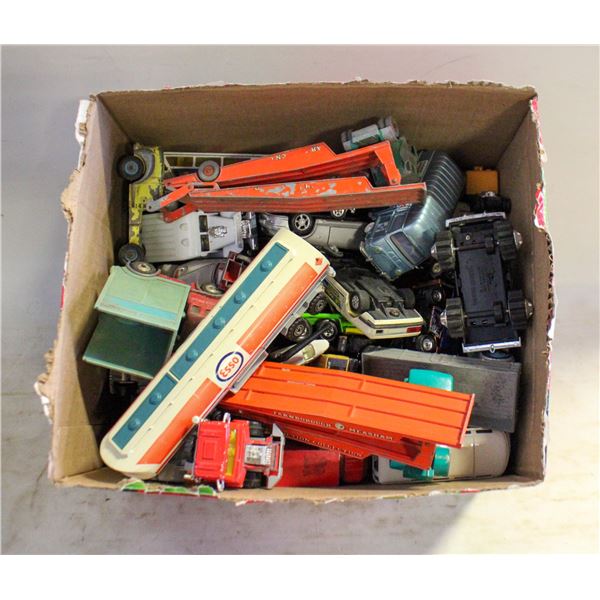 FLAT FULL OF COLLECTIBLE DIECAST CARS INCLUDES