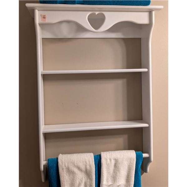 WHITE WOODEN WALLMOUNT SHELF 20" X 27.5"