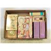 Image 1 : FLAT OF VINTAGE BATHROOM TOILETRY ITEMS