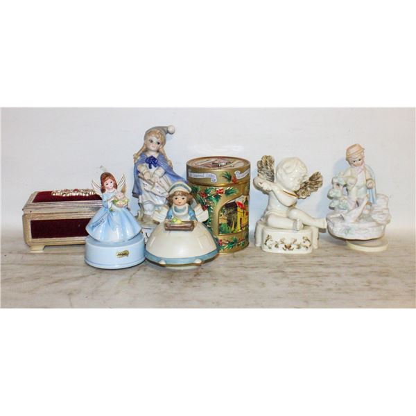 FLAT OF MUSIC BOXES