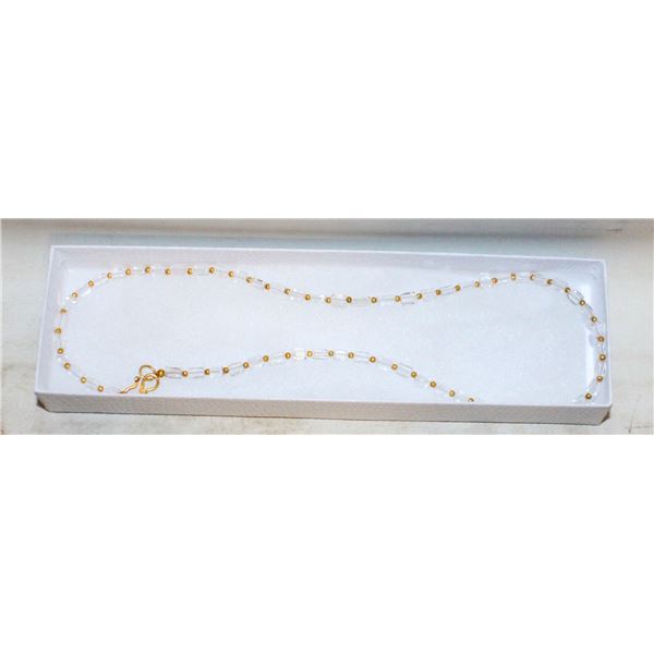 56CT CRYSTAL NECKLACE 18"