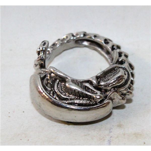 ALIEN FINAL SHAPE RING