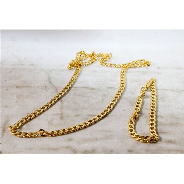 FLAT OF ESTATE GOLD TONED ROPE CHAIN AND BRACELET