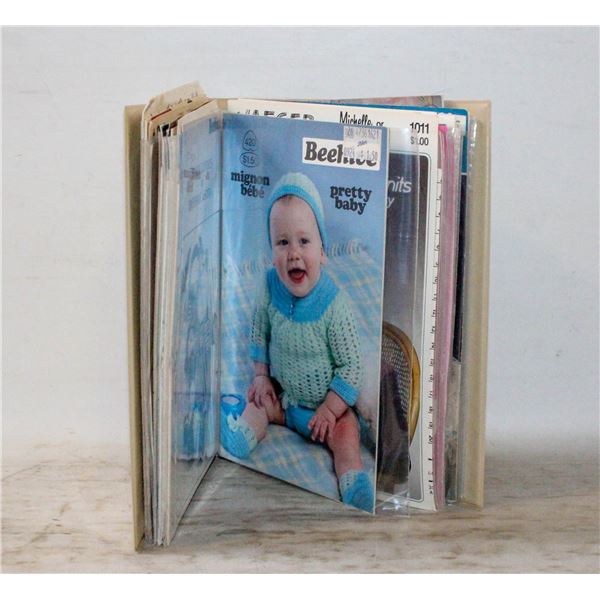 KNITTING PATTERN ALBUM - OVER 40 VINTAGE PATTERNS