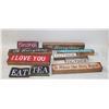 Image 1 : 10 WOODEN SIGNS