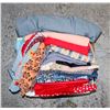 Image 1 : BOX OF FABRIC