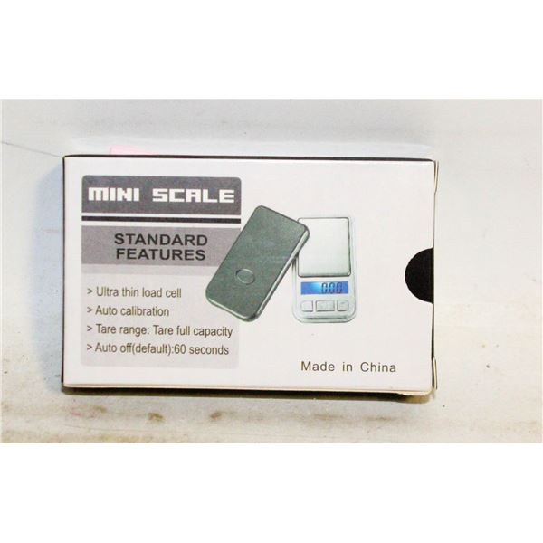 NEW IN BOX MINI DIGITAL SCALE