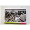 Image 1 : ESTATE HEART NECKLACES & BRACELET