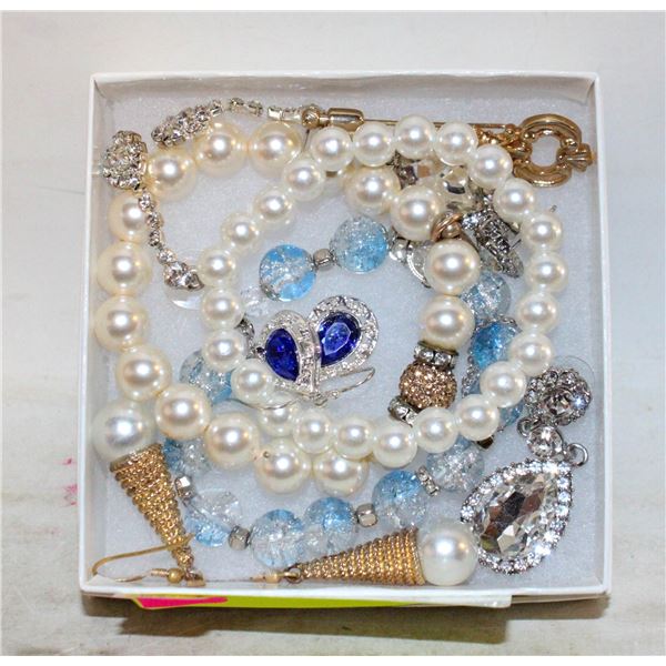 ESTATE PEARL & SPARKLE JEWELRY IN BOX
