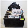 Image 1 : LOT OF NEW WALL DECOR PLAQUES IN WOODEN HOLDER