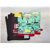 Image 1 : LOT OF BLUE Q DISHTOWELS AND OVEN MITT