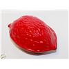 Image 2 : VINTAGE CAST IRON NUT CRACKER RED WALNUT SHAPE