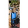 Image 1 : NEW ASSEMBLED SHOE BENCH/COAT RACK HALL TREE