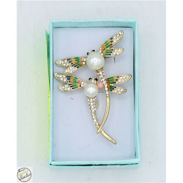 DRAGONFLIES BROOCH WITH PEARL ACCENTS