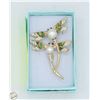 Image 1 : DRAGONFLIES BROOCH WITH PEARL ACCENTS