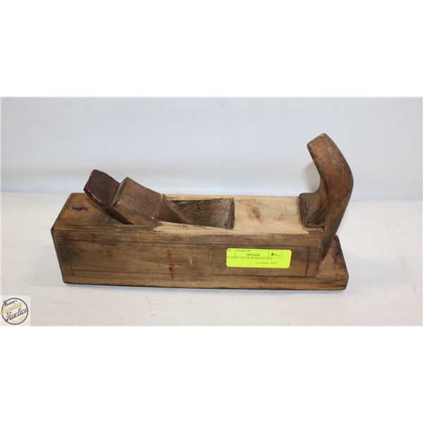 ANTIQUE HAND WOOD PLANE