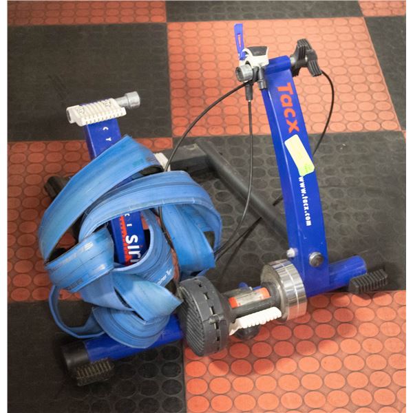 INDOOR BIKE TRAINER